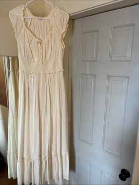 Old Navy Cream Maxi Dress with Smocked Waist